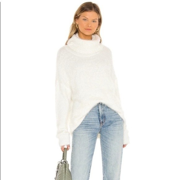 Show Me Your MuMu Sweaters - SHOW ME YOUR MUMU Women's Fatima oversized sweater white size xs